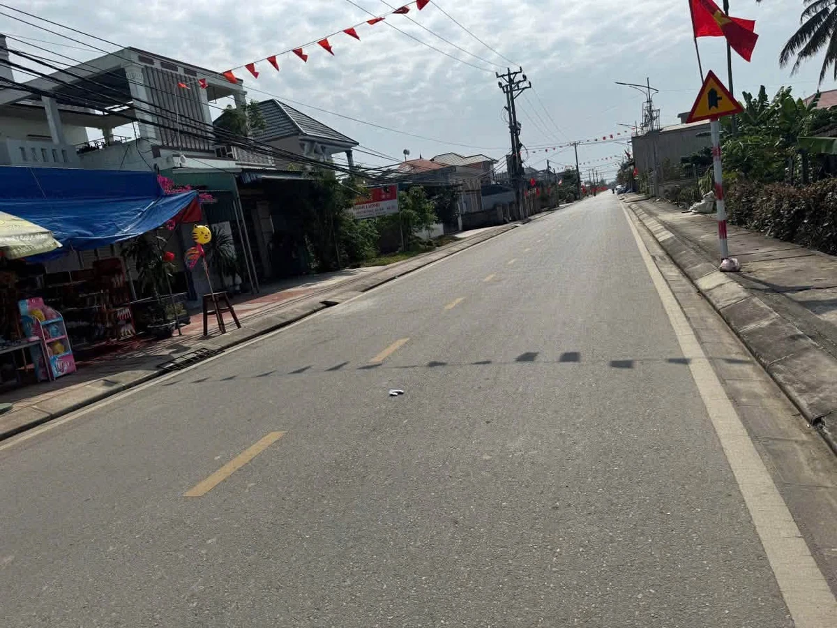 Bán lô đất mặt đường An Lão, Hải Phòng, 122m² - Ảnh 1