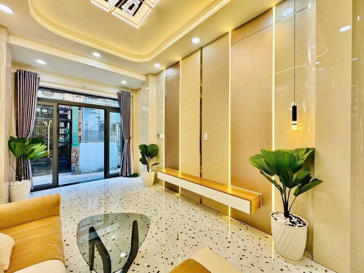 Bán nhà 4 tầng 4PN Phú Nhuận 46m² 6.8 tỷ - Ảnh thu nhỏ 2