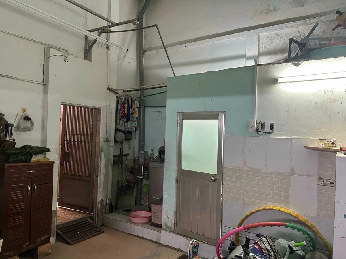 Bán nhà 2 tầng 35m² 2.8 tỷ Quận 8 gần chợ - Ảnh thu nhỏ 3
