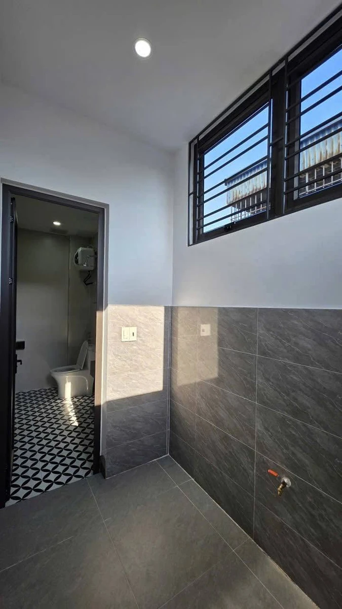 Bán nhà 2 tầng 71m² Quỳnh Cư Hồng Bàng 2 tỷ 350 triệu - Ảnh thu nhỏ 5