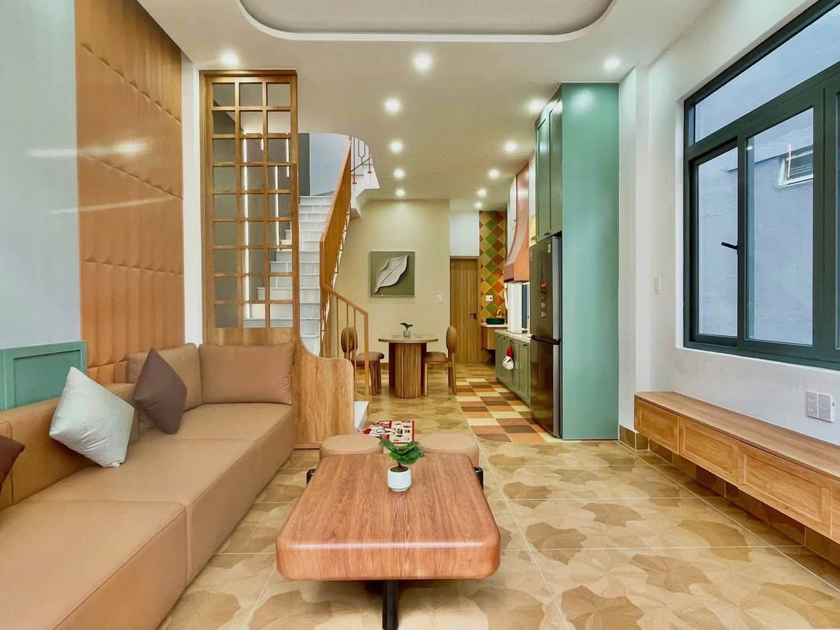 Nhà 2 tầng full nội thất, 83m2, 5 tỷ 990 Hải Châu - Ảnh thu nhỏ 3