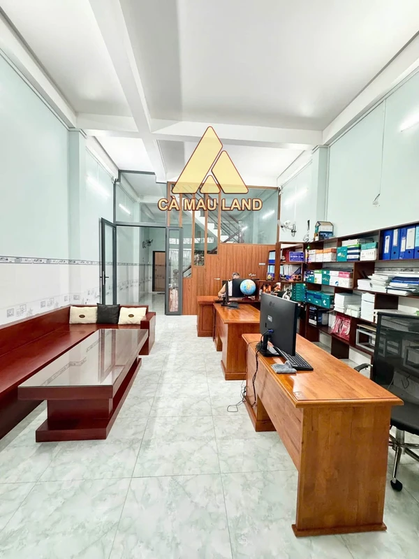 Nhà bán 3 tầng mặt tiền Licogi 100m² An Xuyên