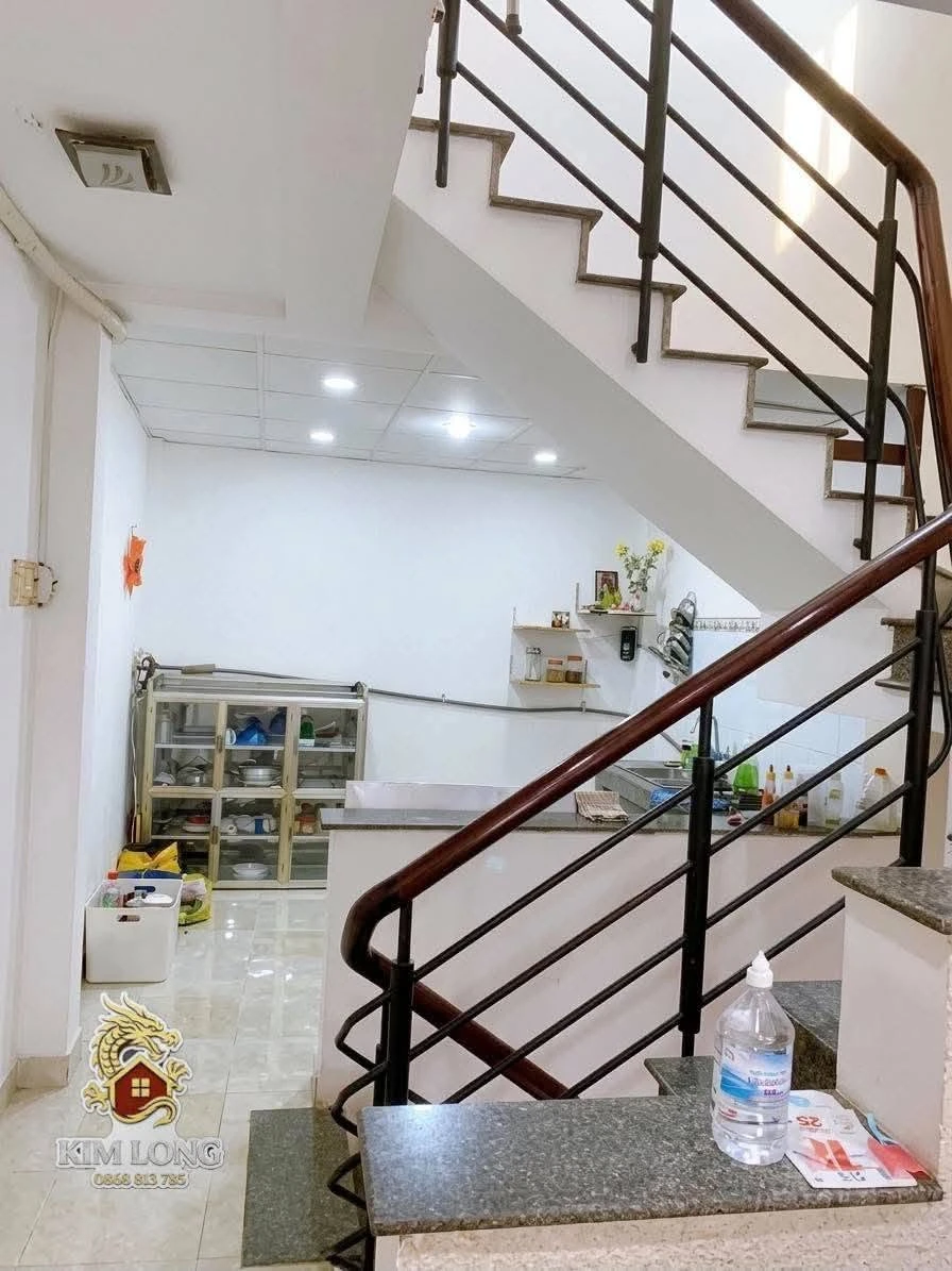 Bán nhà mặt tiền Quận 4 - 5 tỷ 499 - 35m2 - cho thuê 12,5tr/tháng - Ảnh thu nhỏ 3