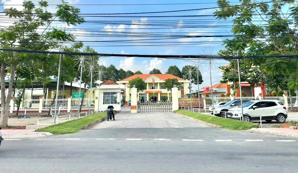 Bán nhà tân cổ điển 5PN 92m² gần chợ Long Thượng, Tây Ninh - Ảnh 1