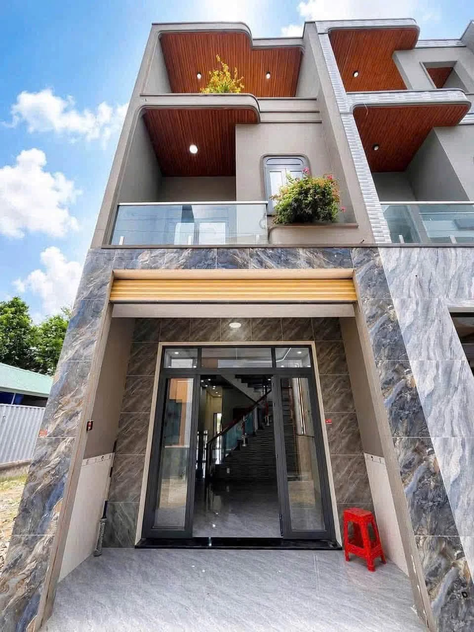 Bán nhà 1 trệt 1 lầu 120m² 3PN Bửu Hoà 2,75 tỷ - Ảnh 1