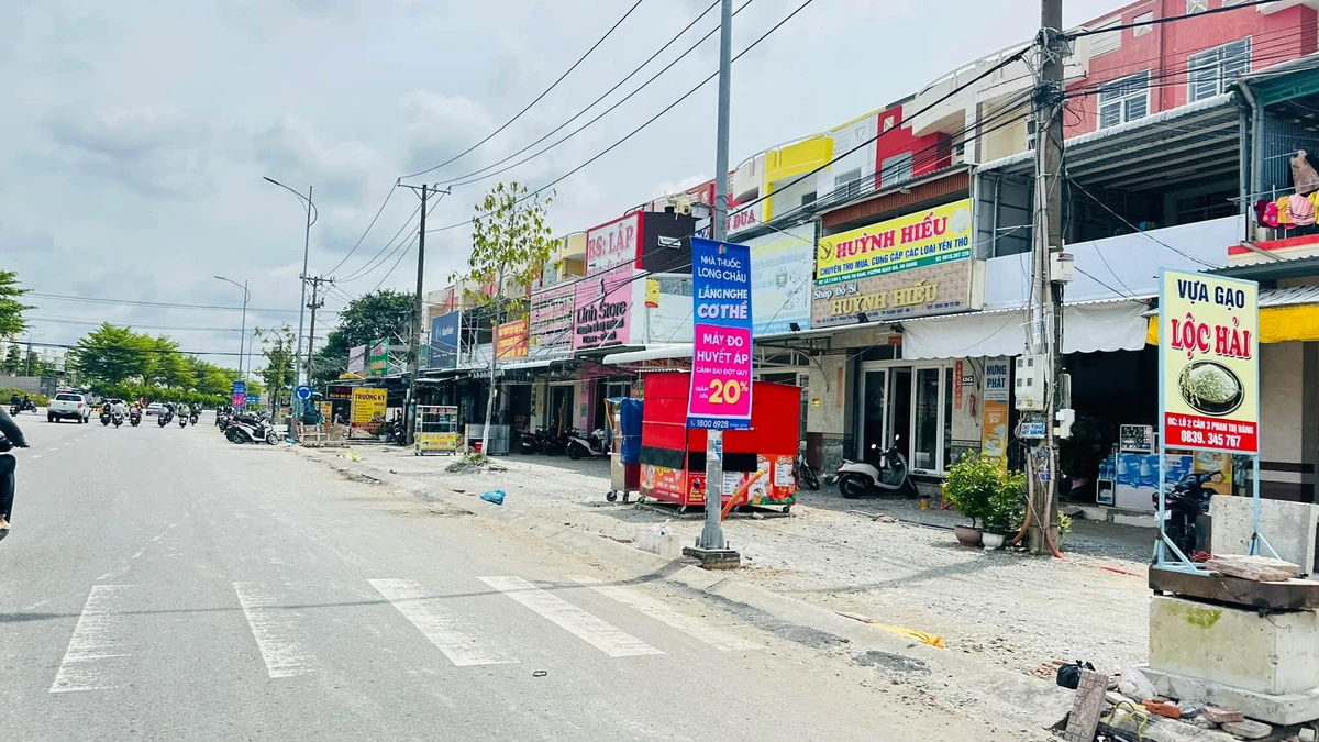 Bán nhà 1 trệt 2 lầu 5x25m đường Phan Thị Ràng, gần chợ đêm Phú Cường, giá 8 tỷ - Ảnh 1