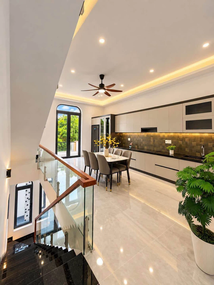 Bán nhà Quận 7, 80m², 3PN 3WC, gần Nguyễn Duy Trinh, 3 tỷ - Ảnh thu nhỏ 3