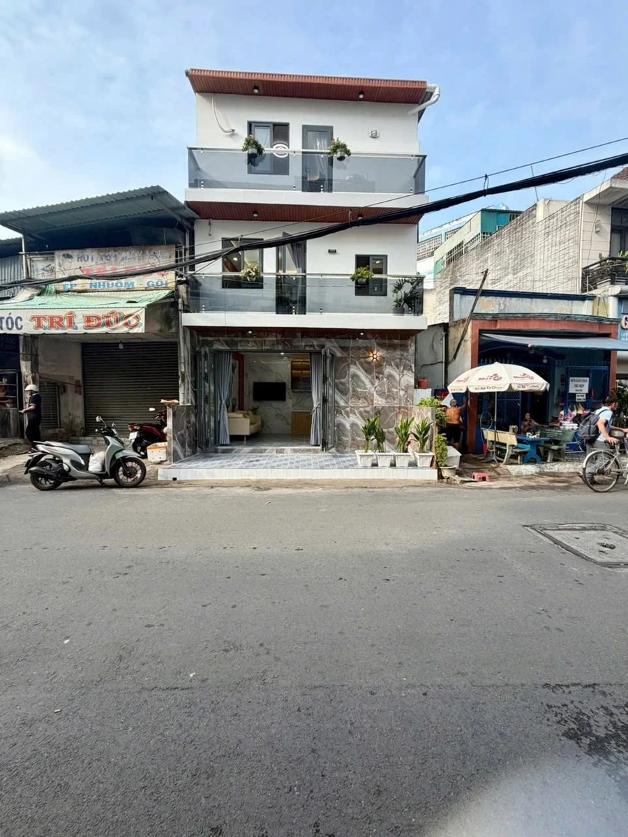 Bán nhà 3 tầng 48m2 mặt tiền Hoàng Văn Hợp, Bình Tân 3,1 tỷ - Ảnh 1