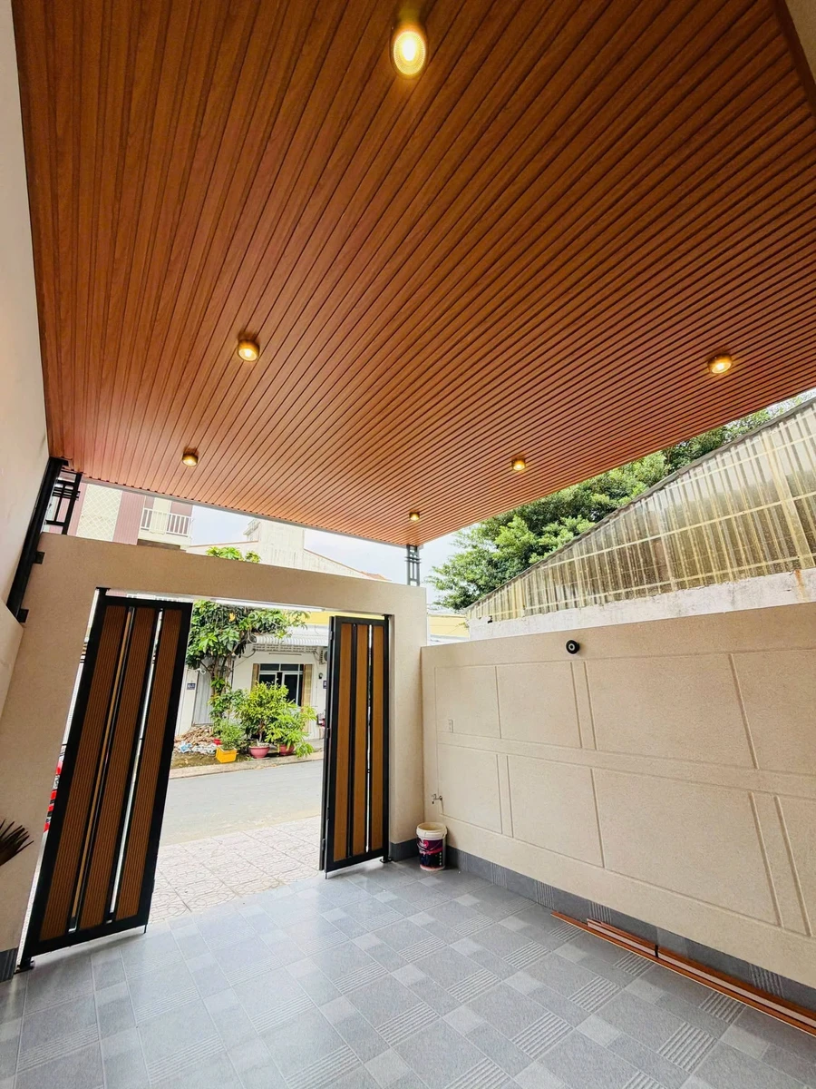 Bán nhà phố 4PN 112m² mặt tiền Rạch Giá 3 tỷ 799 triệu - Ảnh thu nhỏ 2