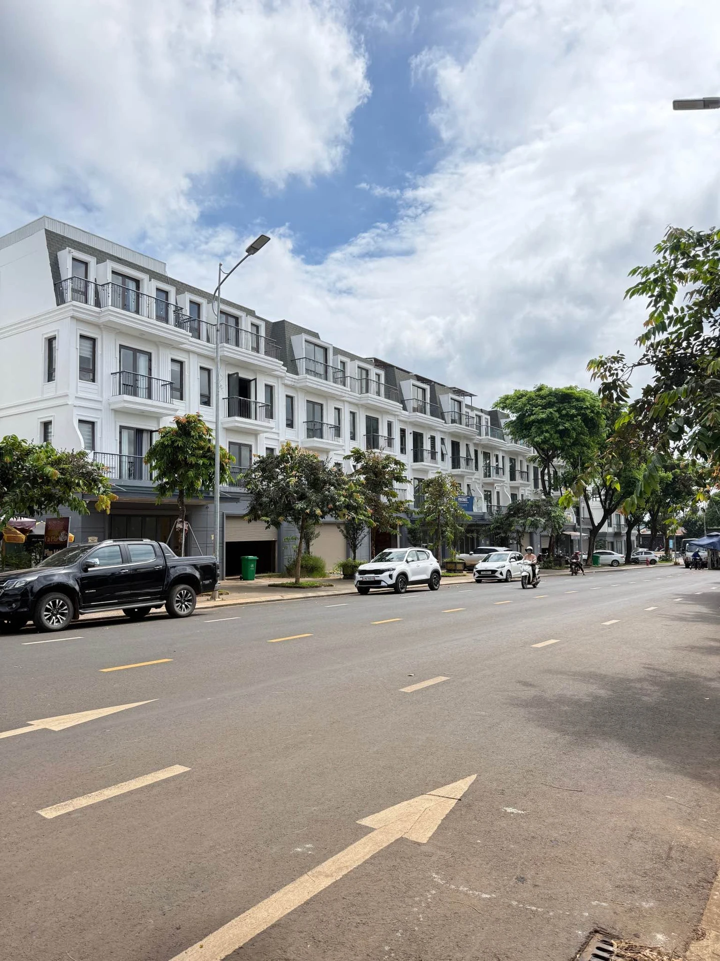 Bán nhà mặt tiền Hướng Dương 150m², 1 trệt 3 lầu 8,6 tỷ Tân Phú - Ảnh 1