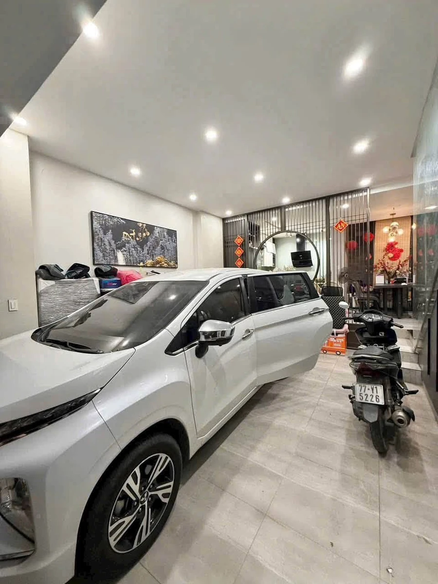 Bán nhà hẻm xe tải 1 trệt 2 lầu 4PN, DTS 200m2, 7,9 tỷ, Linh Đông, Thủ Đức - Ảnh thu nhỏ 3
