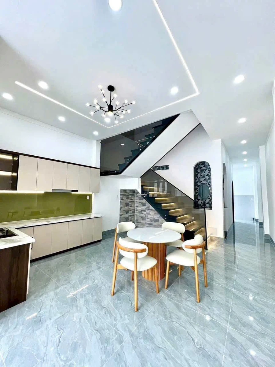 Bán nhà 1 trệt 1 lầu 3 phòng ngủ 5x20m giá 2,4 tỷ tại Hòa Thành, Tây Ninh - Ảnh thu nhỏ 5