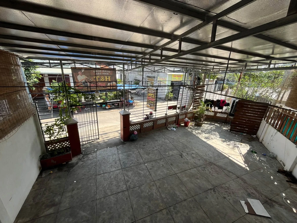 Cho thuê nhà cấp 4 2PN, 135m2 mặt tiền Mậu Thân 5.8tr/tháng - Ảnh 1