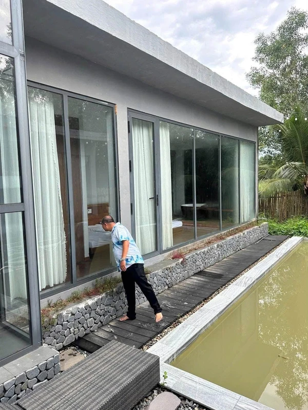 Bán villa 370m² sổ hồng riêng Phú Quốc, view hồ bơi