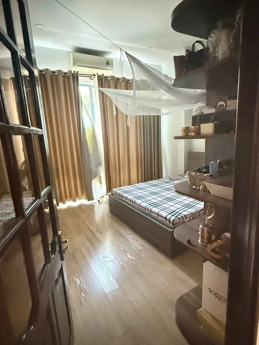 Bán nhà mặt tiền Quảng Đức 97,8m² 3 phòng 9,5 tỷ - Ảnh thu nhỏ 2