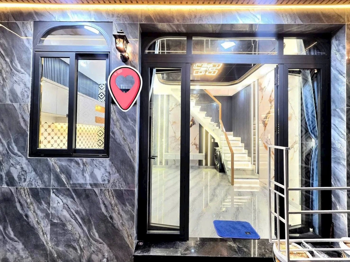 Bán nhà hẻm Huỳnh Tấn Phát, Quận 7, 24m² 2PN - Ảnh 1
