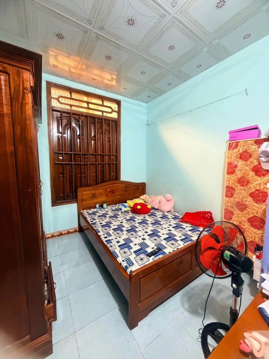 Bán nhà 3 phòng ngủ Tân Phú Đồng Xoài 250m2, giá 2 tỷ - Ảnh thu nhỏ 5