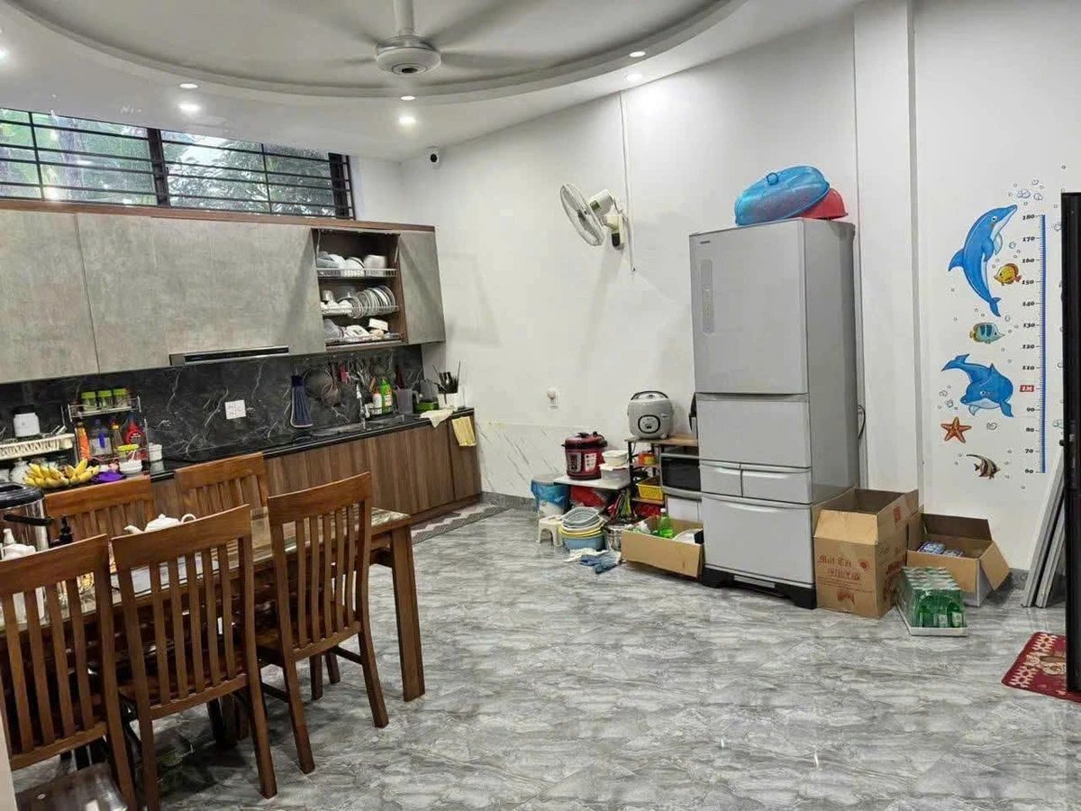 Bán nhà 4 tầng 64m2 4 phòng ngủ Lũng Hoa Hóc Môn - Ảnh thu nhỏ 2