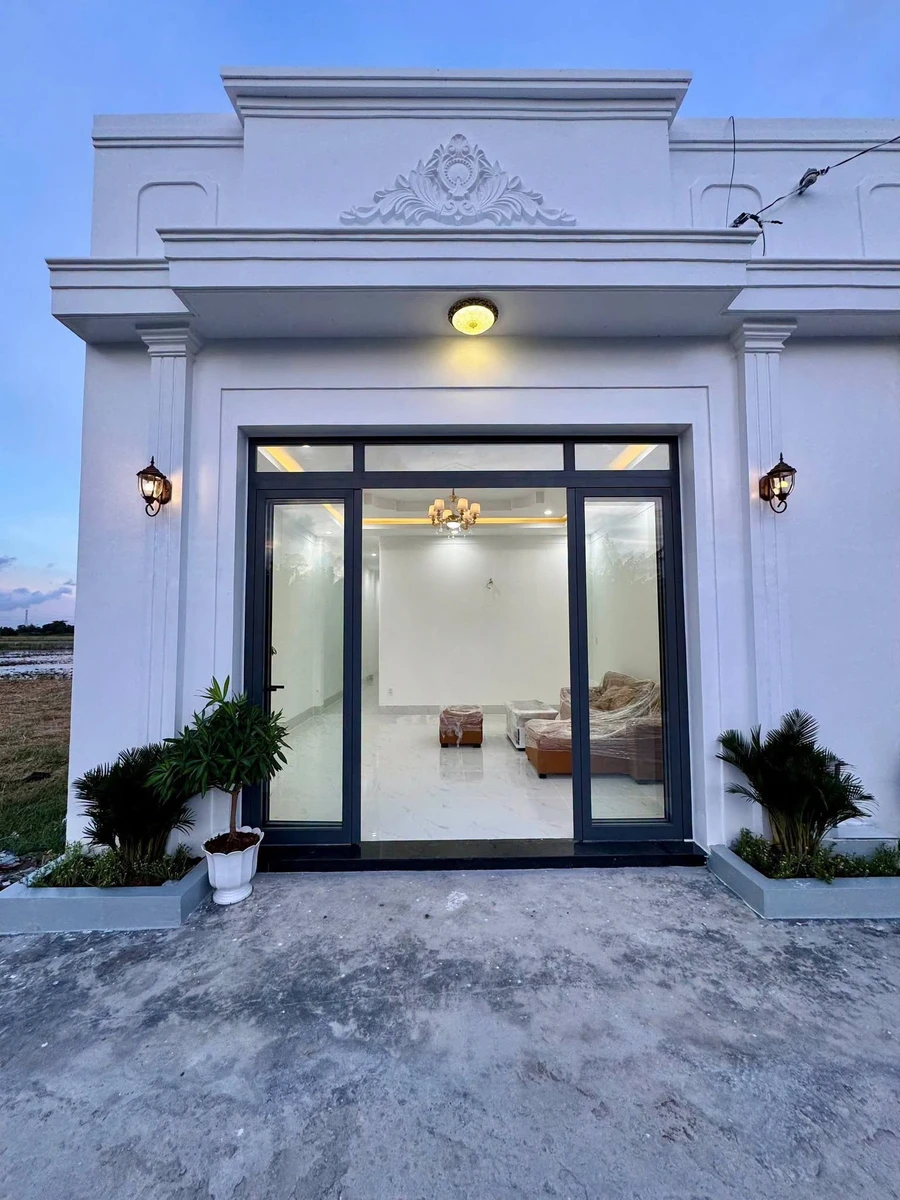 Bán nhà 110m² 3 phòng ngủ gần KCN Thạnh Lộc giá 1 tỷ 590 - Ảnh 1