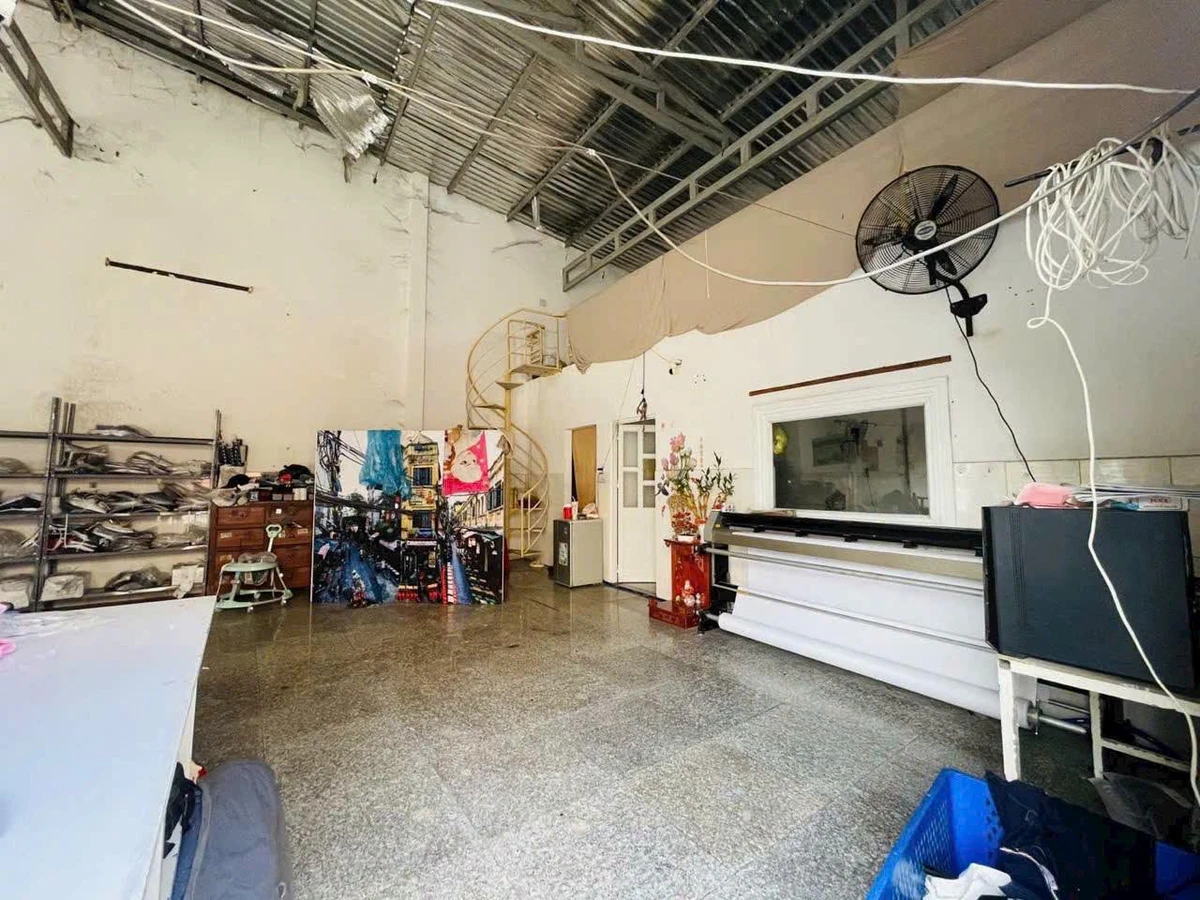 Bán nhà xưởng góc 2 mặt tiền 150m² Tân Hiệp 8, Hóc Môn, đang cho thuê 10 triệu/tháng - Ảnh thu nhỏ 3