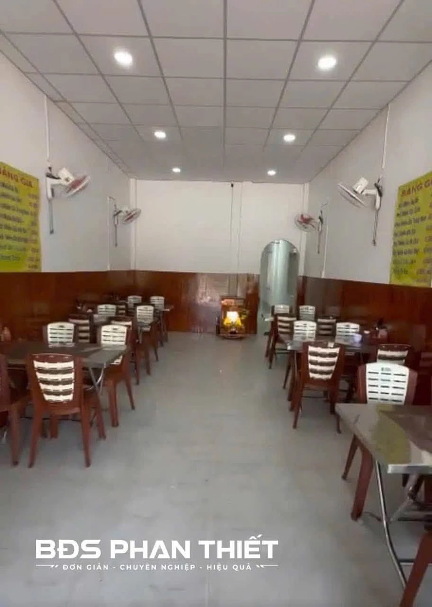 Bán nhà mặt tiền 139m² Lê Duẩn, Phan Thiết 6,3 tỷ - Ảnh thu nhỏ 2