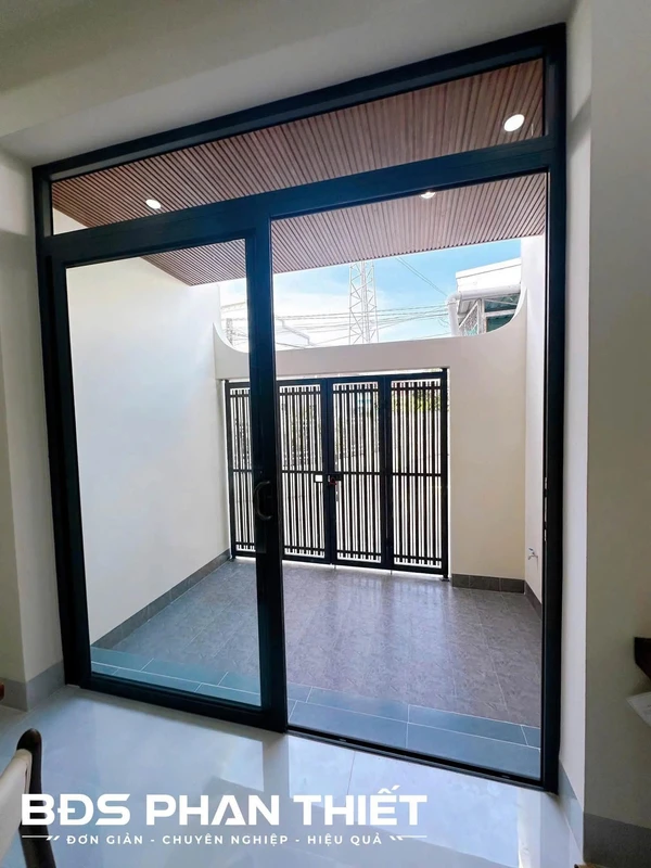 Bán nhà 2 mặt tiền 111m² Bình Thuận Lâm Đồng