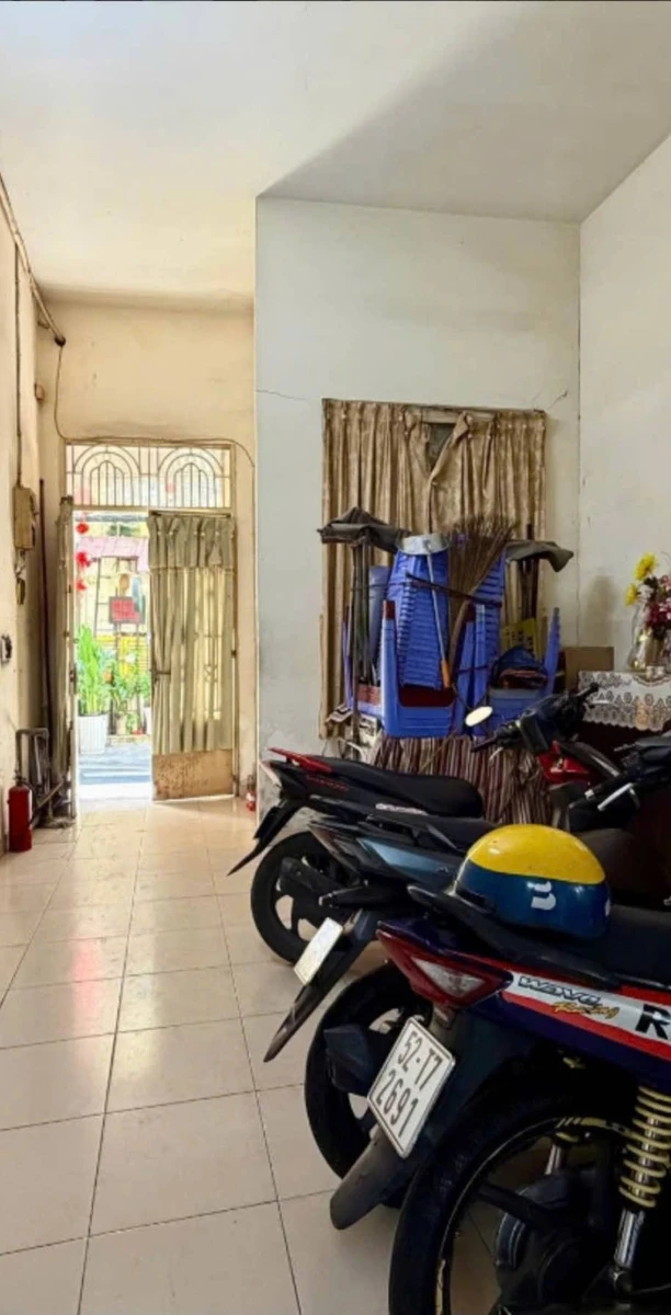 Bán nhà hẻm Nguyễn Thái Bình Quận 1, 60m2, trệt lửng, giá 6,5 tỷ - Ảnh thu nhỏ 2