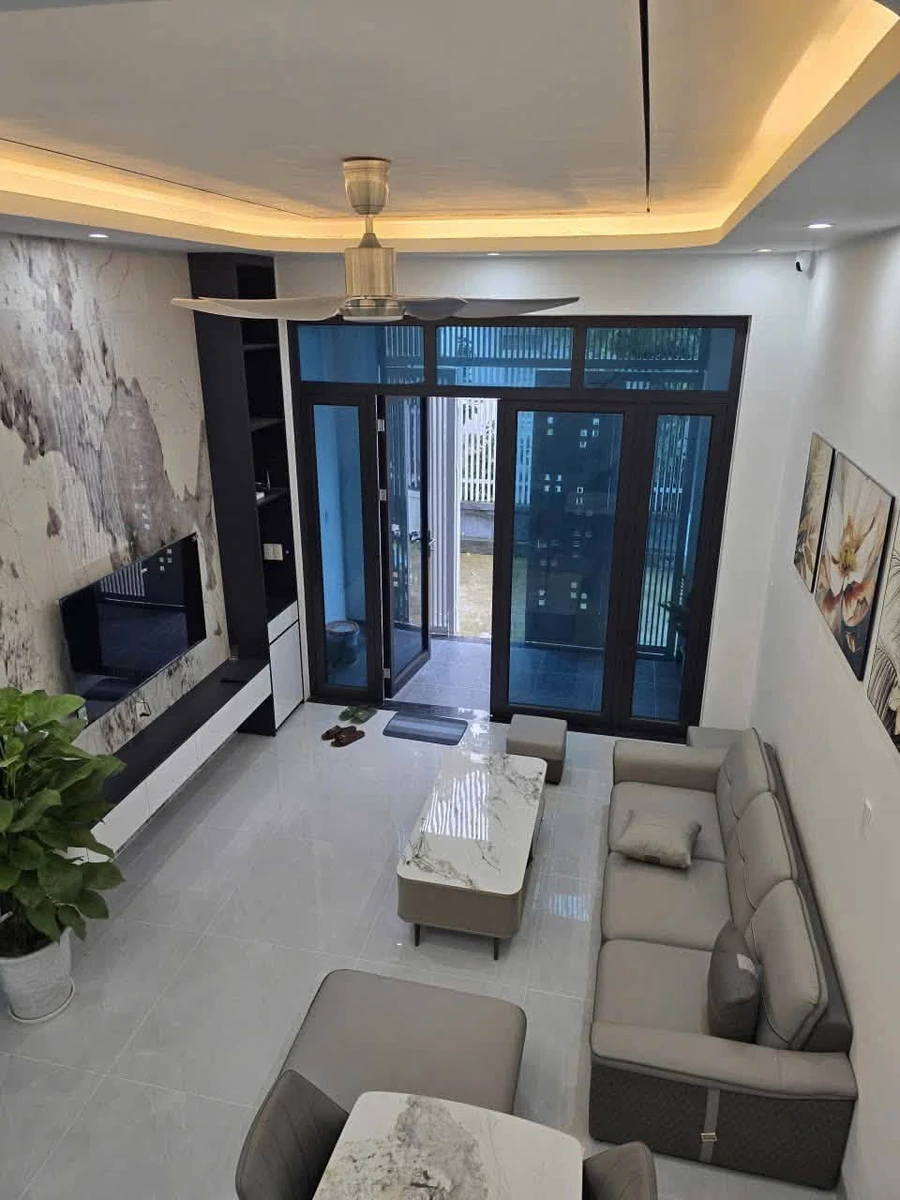 Bán nhà 2 tầng 74m² 3PN ngõ Nguyễn Duy Trinh Quận 7 - Ảnh thu nhỏ 3