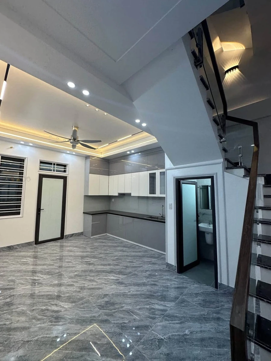 Nhà 3 tầng 98m² Lê Duẩn Kiến An, 3.9 tỷ - Ảnh 1