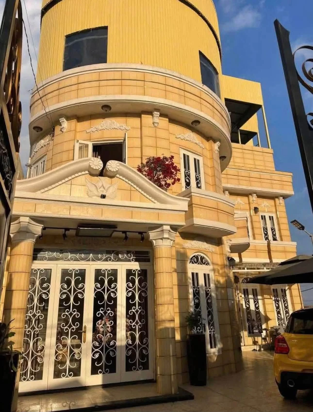 Bán villa cổ điển 2 mặt tiền Ngô Thị Sỹ Đà Lạt 239m² 18 tỷ - Ảnh 1