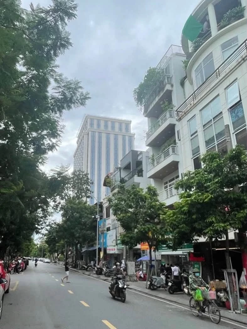 Bán nhà mặt phố Trần Quang Khải 50m2, hơn 4 tỷ - Ảnh 1