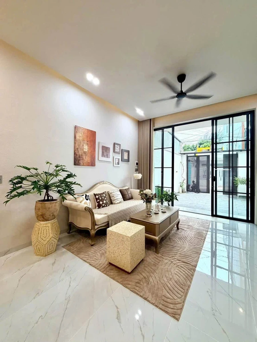 Bán nhà mặt tiền Xuân Diệu 4,7x18m, 4PN, full nội thất, giá 8,39 tỷ, Buôn Ma Thuột - Ảnh thu nhỏ 4
