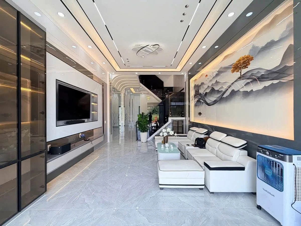 Bán nhà 40m 5 tầng Nguyễn Khánh Toàn, Tân Bình, 11 tỷ - Ảnh 1