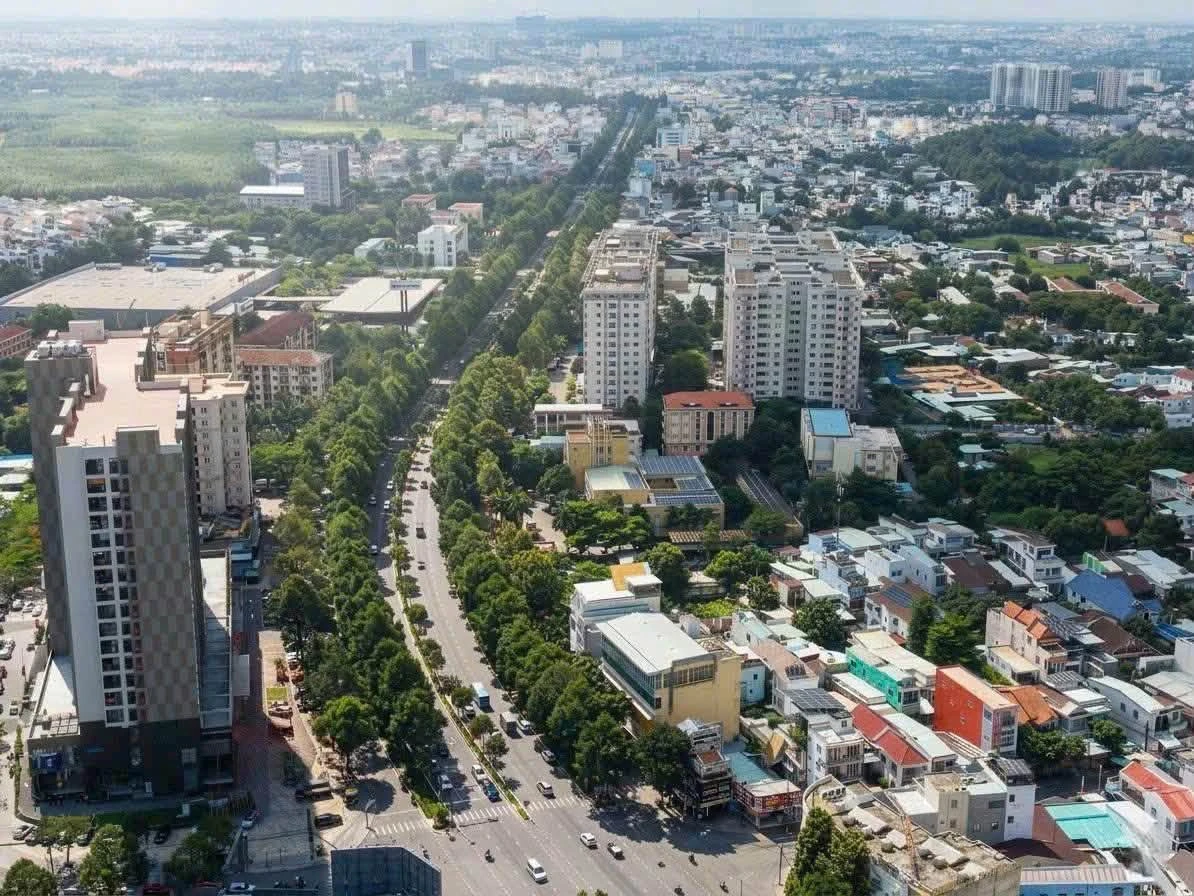 Bán bất động sản mặt tiền đường Nguyễn Du 13x20m, Quang Vinh, Biên Hòa giá 19 tỷ - Ảnh thu nhỏ 2