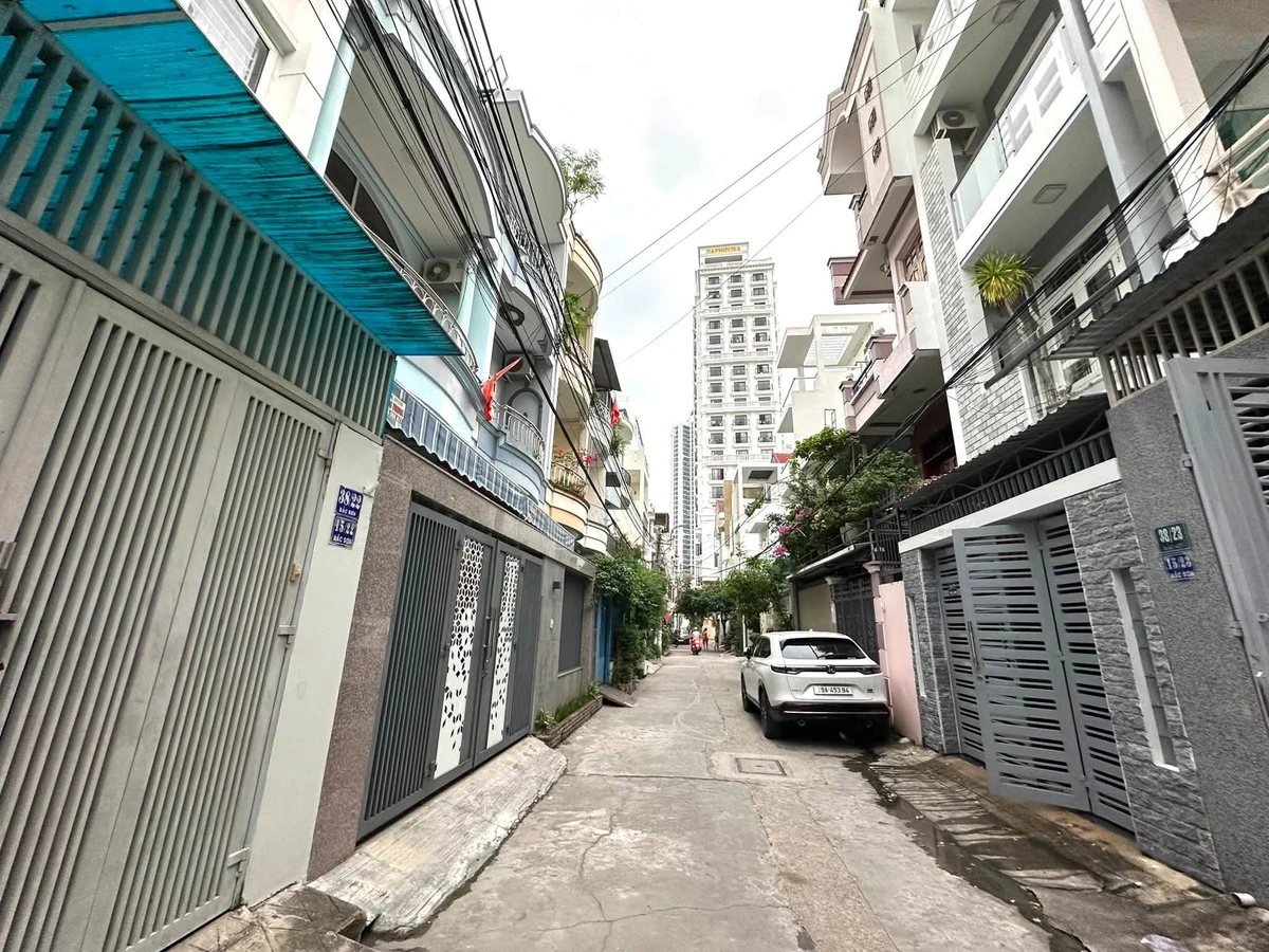 Bán nhà 3 tầng 128m² 7 tỷ gần biển Nha Trang - Ảnh thu nhỏ 3