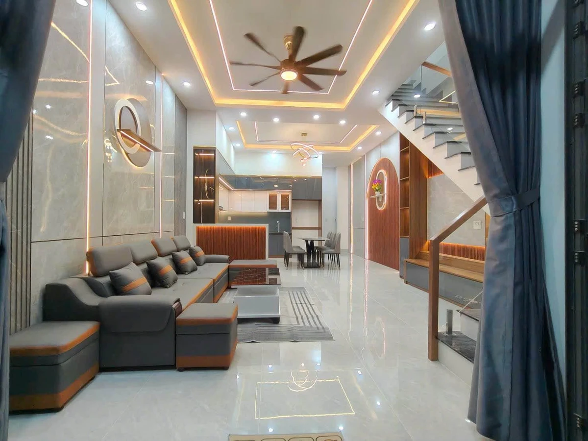 Bán nhà 2 lầu 180m² 3PN Phú Mỹ Thủ Dầu Một Bình Dương - Ảnh thu nhỏ 2