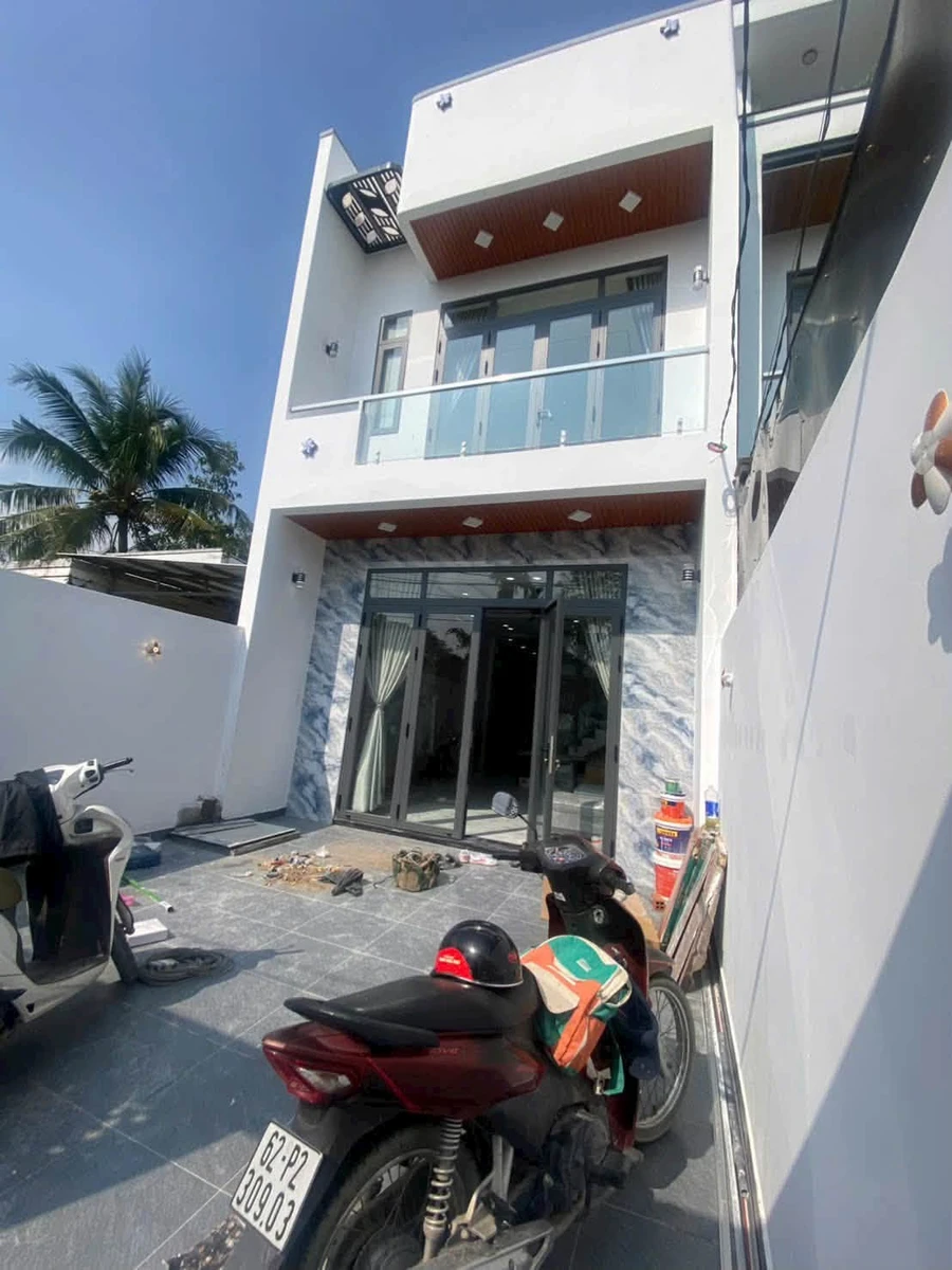 Nhà bán 3 tỷ 100 triệu Mỹ Hạnh, 125m2, 4 phòng ngủ - Ảnh thu nhỏ 2