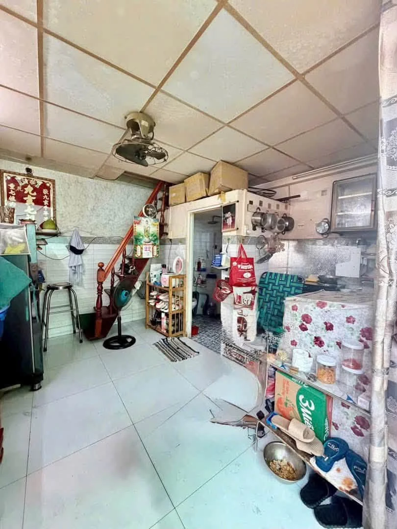 Bán nhà Đoàn Văn Bơ Quận 4, 2PN 2WC 14.8m² - 2 tỷ 150 triệu - Ảnh thu nhỏ 3