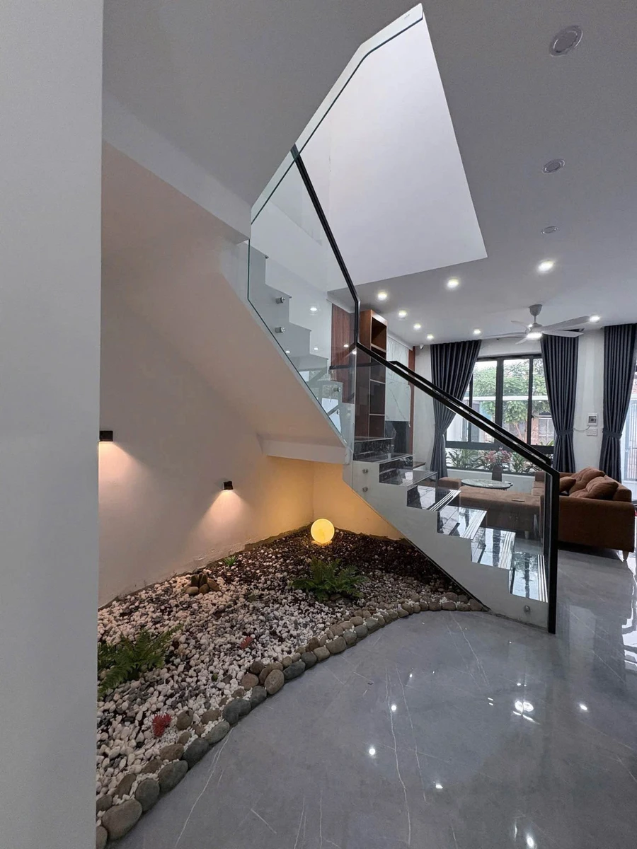 Bán nhà mặt tiền hẻm Y Wang, 3 PN, 120m2, Quận 12 - 3.25 tỷ - Ảnh thu nhỏ 4
