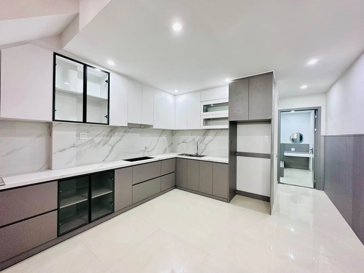 Bán nhà mặt tiền 80m2, 3PN 2WC khu Ghềnh Ráng, Quy Nhơn giá 5,8 tỷ - Ảnh thu nhỏ 4