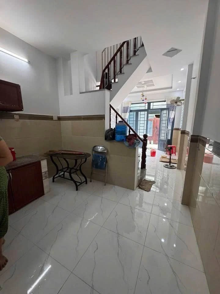 Bán nhà 40m² 2 phòng ngủ Bình Chánh 1 tỷ 390 triệu - Ảnh thu nhỏ 2
