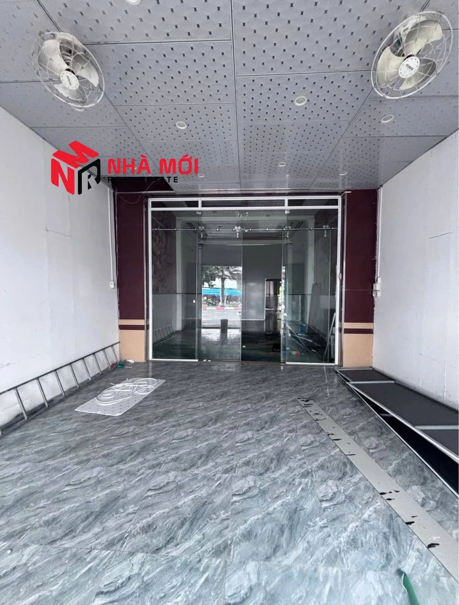 Cho thuê nhà mặt tiền Nguyễn Tất Thành 200m² – 13 triệu/tháng - Ảnh thu nhỏ 2