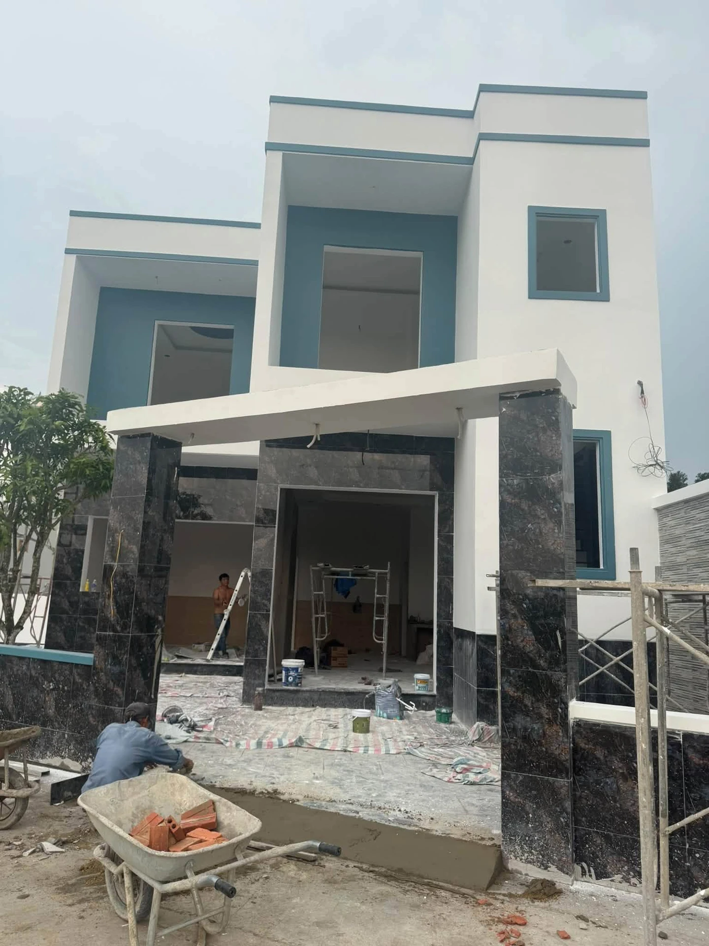 Bán nhà phố 162m² 4 phòng ngủ Thái Hòa Hóc Môn - Ảnh 1
