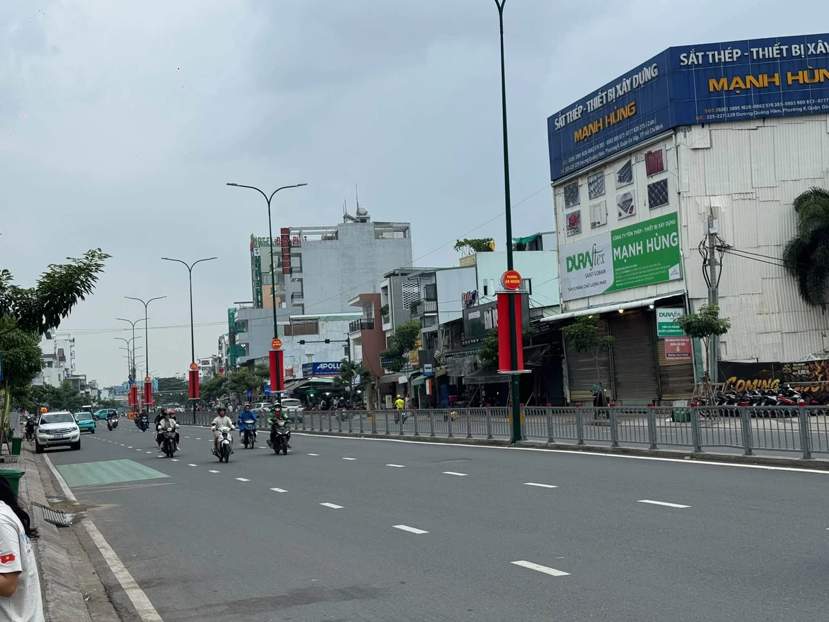 Bán nhà mặt tiền Dương Quảng Hàm, Phường 5, Gò Vấp, 339m2, giá 50 tỷ - Ảnh 1