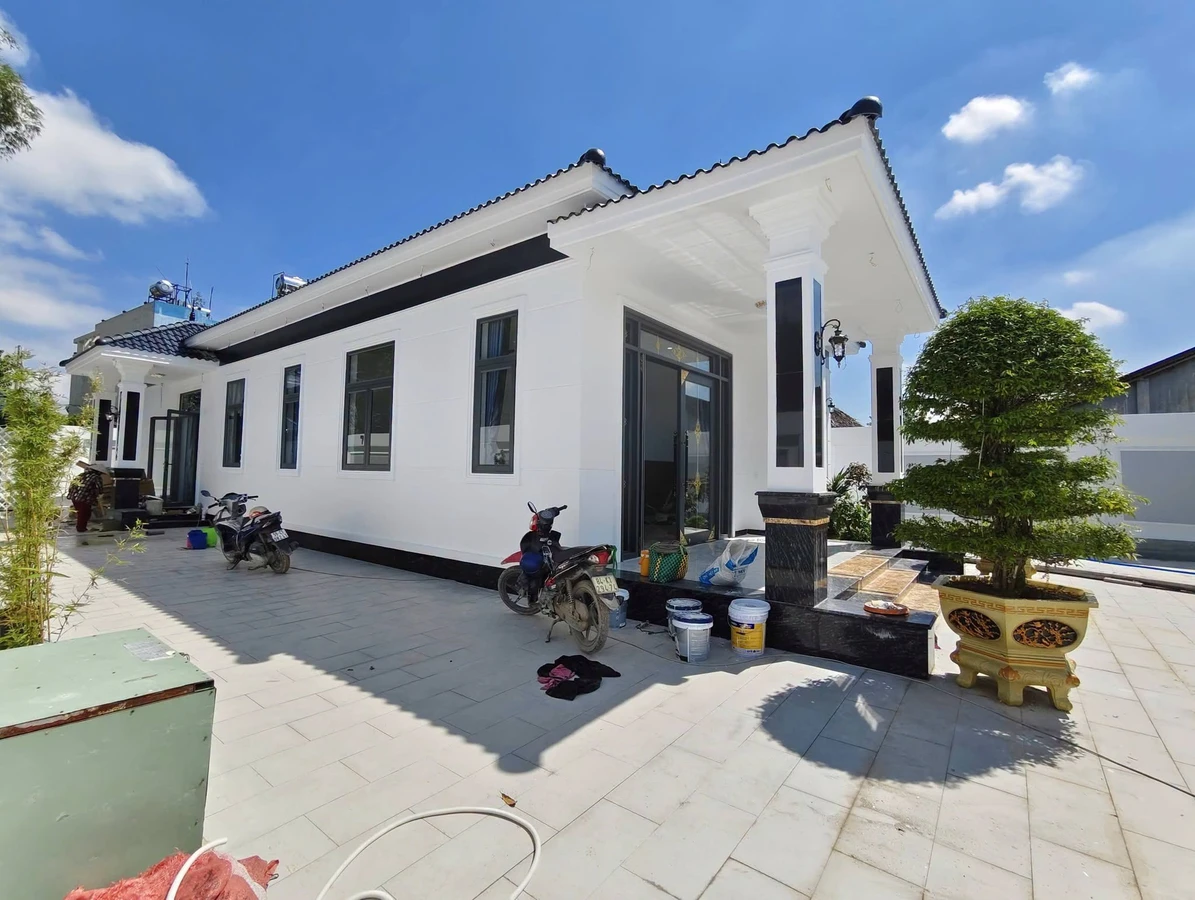 Bán biệt thự sân vườn 652m² 4PN Mỹ Hạnh Nam Đức Hòa - Ảnh thu nhỏ 2