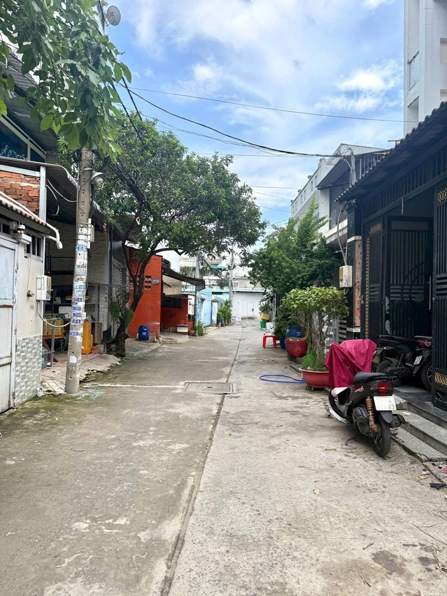 Bán nhà 3 tầng hẻm xe hơi 88m2, 4PN đường Lê Văn Quới, Bình Tân, giá hơn 6 tỷ - Ảnh thu nhỏ 2
