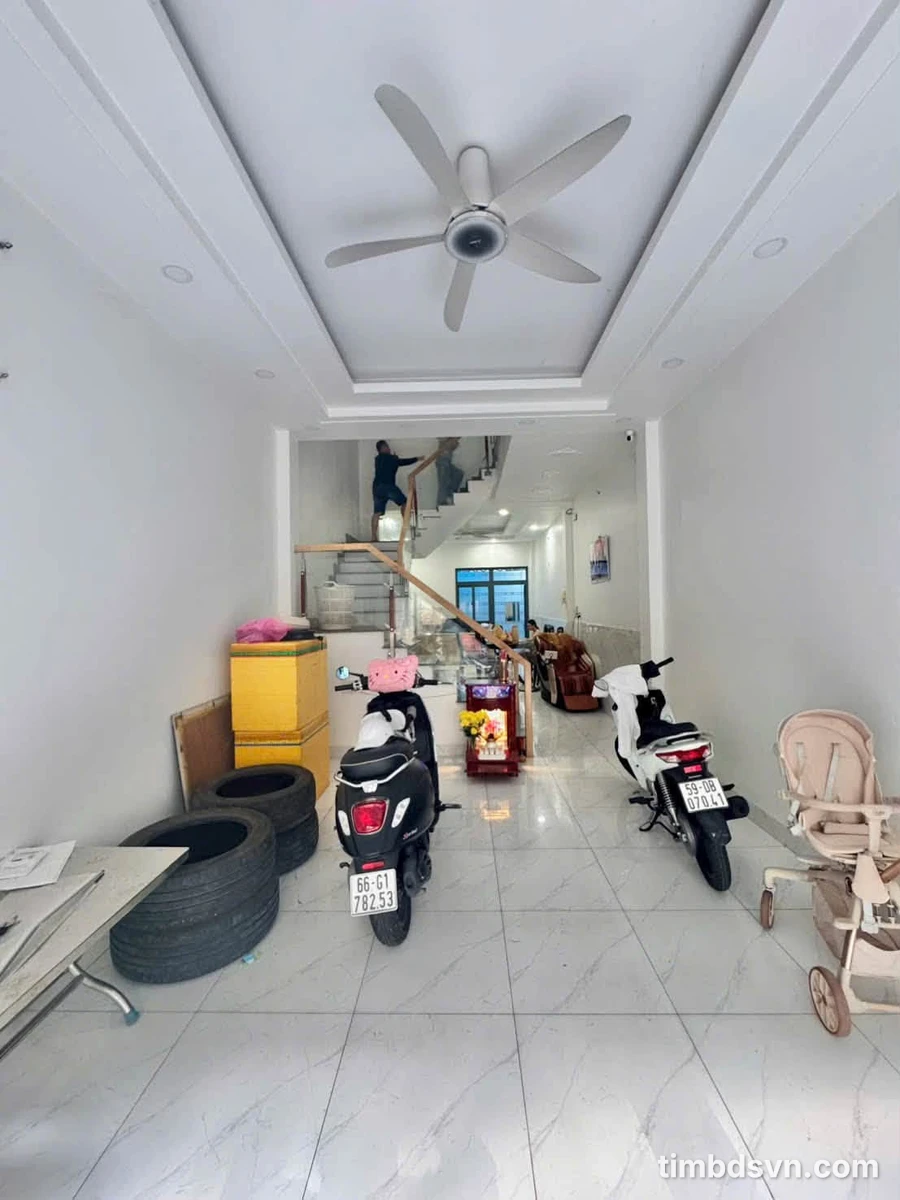 Cho thuê nhà hẻm 4PN 3WC 64m² Bình Tân - 15 triệu/tháng - Ảnh 1