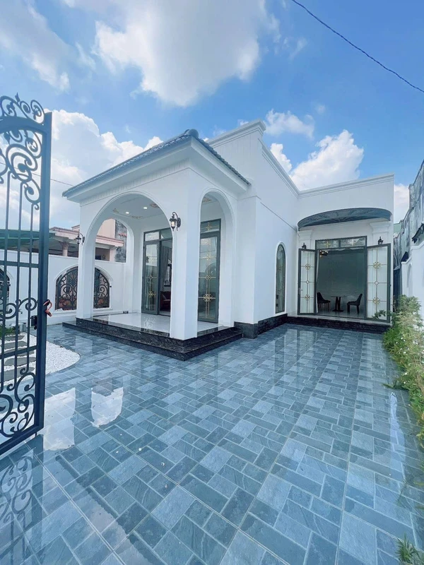 Bán nhà 3 phòng ngủ 196m² Tây Ninh 2 tỷ 239 triệu