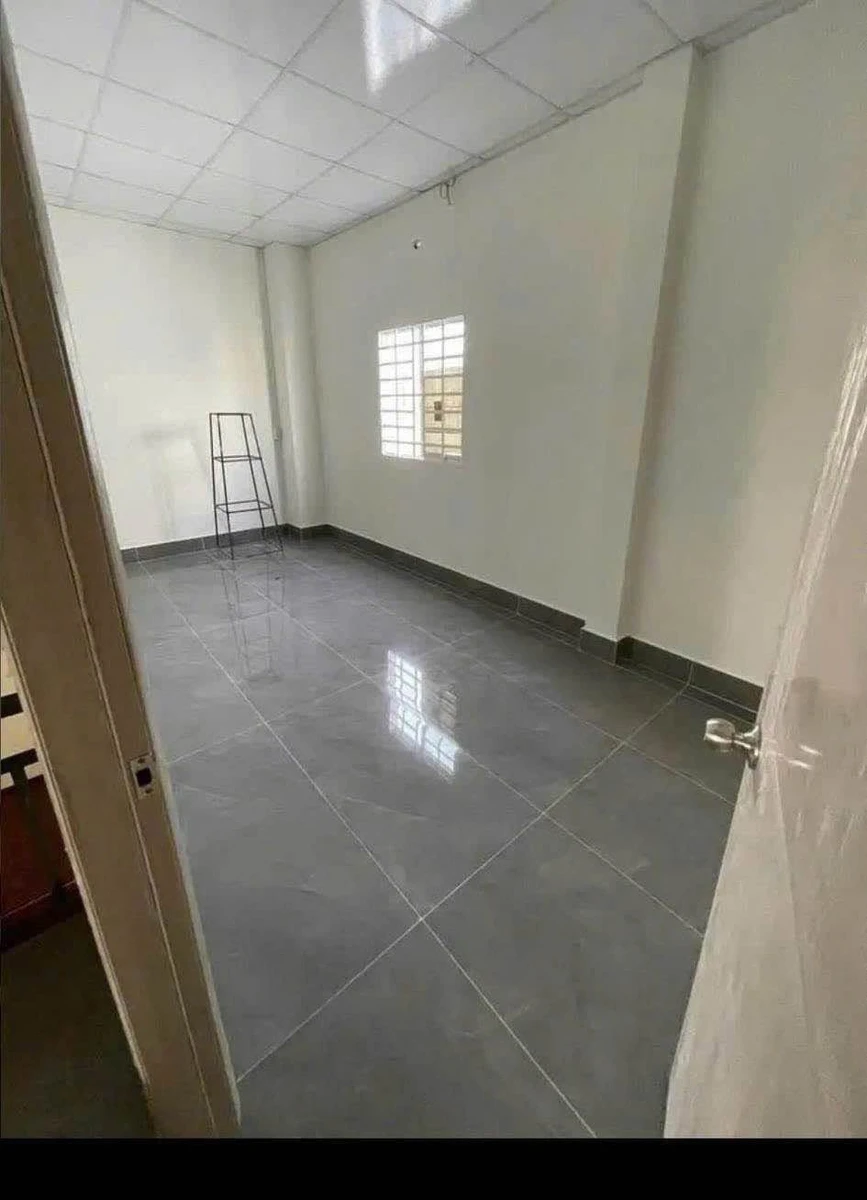 Cho thuê nhà 1 trệt 1 lầu mặt tiền 106m² Long Xuyên - Ảnh thu nhỏ 2