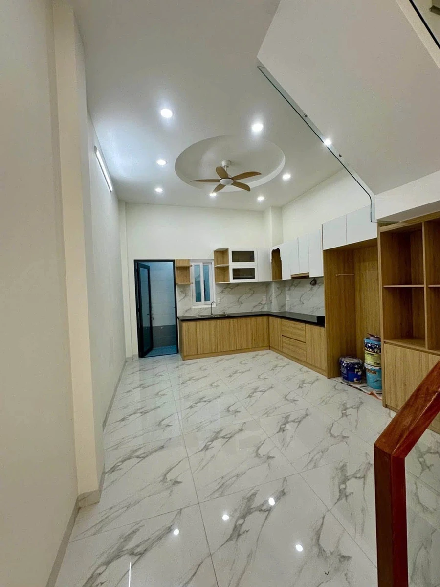 Bán nhà hẻm Chợ Bà Chiểu 135m2, Bình Thạnh, trên 5 tỷ - Ảnh thu nhỏ 2
